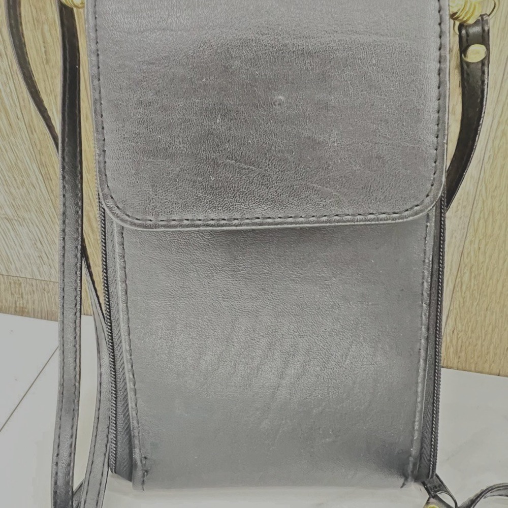 Crossbody Phone Wallet with Card Slots in Black 7.5x4.5" Travel Bag - Picture 2 of 7